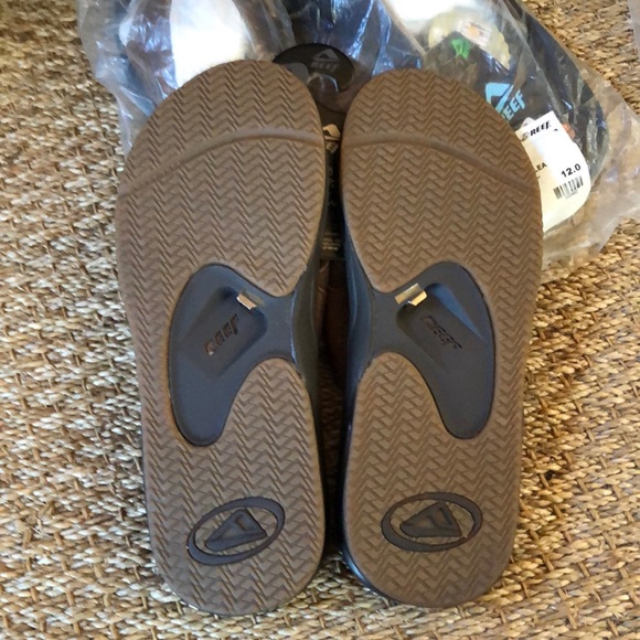 Reef Sandals - Picture 3 of 5